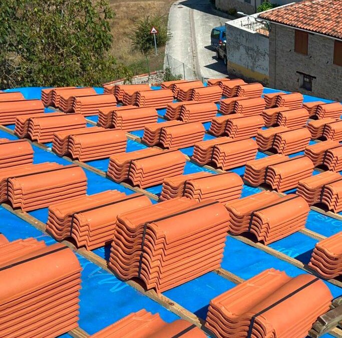 Realización de tejado de teja